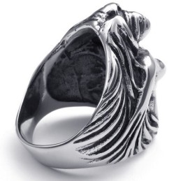 Anillo De Titanio De Alta Calidad Con Diseño Atractivo Y Colores Delicados.