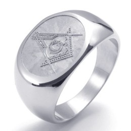 Anillo De Titanio De Alta Calidad Con Forma Elegante Y Brillo De Color