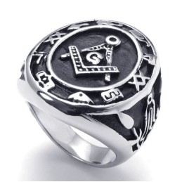 Anillo De Titanio De Alta Calidad Y Colores Delicados De Fabricación Experta