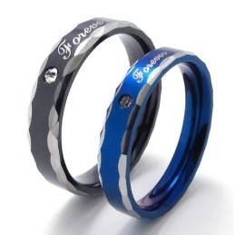 Anillo De Titanio De Alta Calidad Con Un Diseño Elegante Y Colores Hermosos.