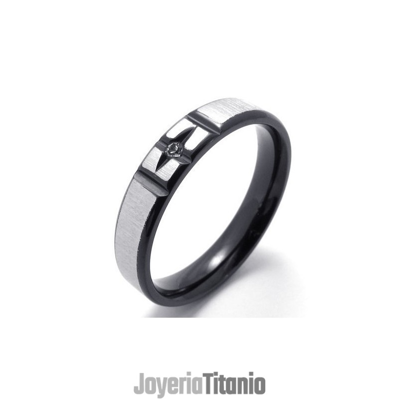 Anillo De Titanio Duradero, Con Un Diseño Elegante Y Un Color Brillante. Anillo De Titanio Duradero, Con Un Diseño Elegante Y Un Color Brillante.