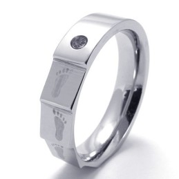 Anillo De Titanio De Forma Elegante, Color Brillante Y Duradero.