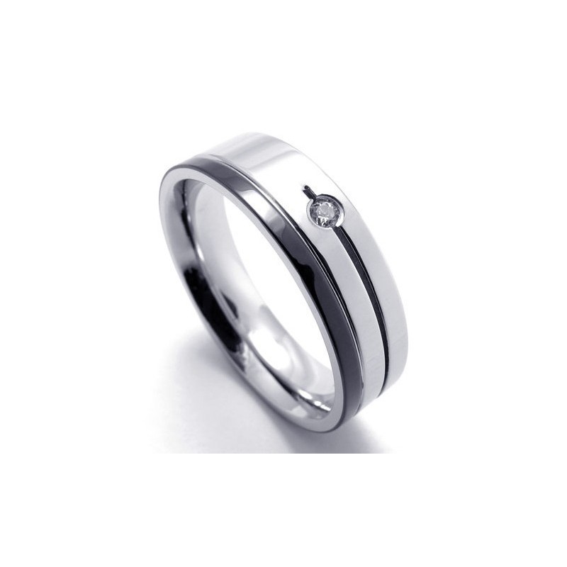Anillo De Titanio De Alta Calidad, Con Un Brillo De Color Finamente Procesado. Anillo De Titanio De Alta Calidad, Con Un Brillo De Color Finamente Procesado.