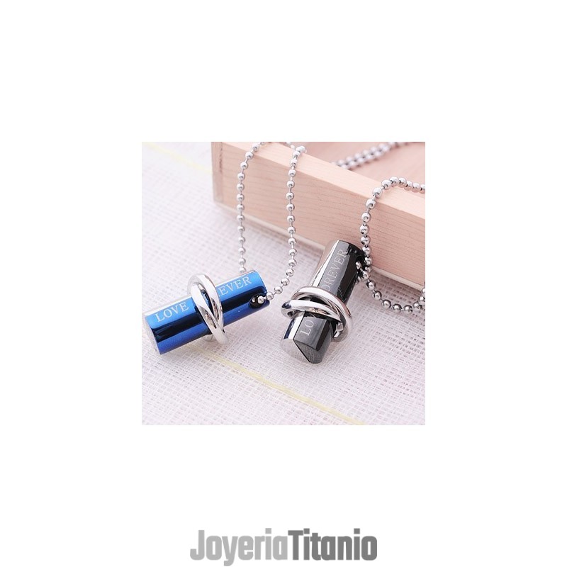 Collar Con Colgante De Titanio "Love Forever Sweetheart Embrace"
