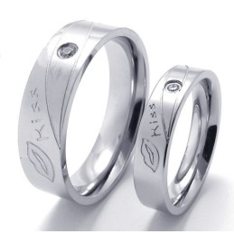Anillo De Titanio De Calidad Superior Con Colores Delicados Y Diseño Profesional