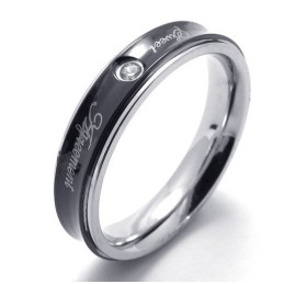 Anillo De Titanio De Alta Calidad Con Brillo De Color Y Diseño Hábil