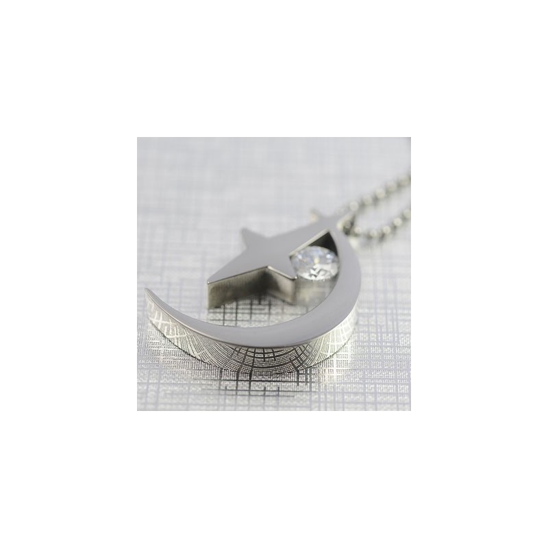 Colgante De Titanio Con Luna Y Estrella Y Circonitas Colgante De Titanio Con Luna Y Estrella Y Circonitas