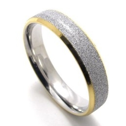 Anillo De Titanio De Excelente Diseño, Color Brillante Y Reputación Confiable.