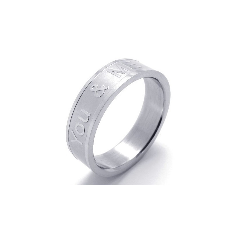Anillo De Titanio De Forma Elegante, Color Brillante Y Reputación Confiable. Anillo De Titanio De Forma Elegante, Color Brillante Y Reputación Confiable.