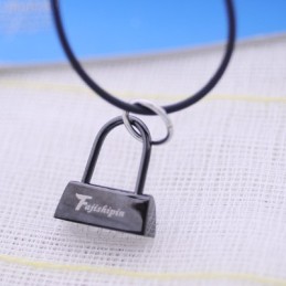Collar Con Colgante De Titanio Con Candado Negro De Moda, Versículo Bíblico Y Cruz