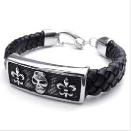 Pulsera De Cuero De Titanio De Excelente Calidad Y Diseño Atractivo En Colores Delicados.