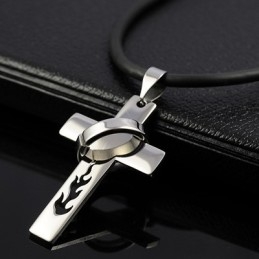 Collar Con Colgante De Cruz De Titanio Con Llama Para Niños