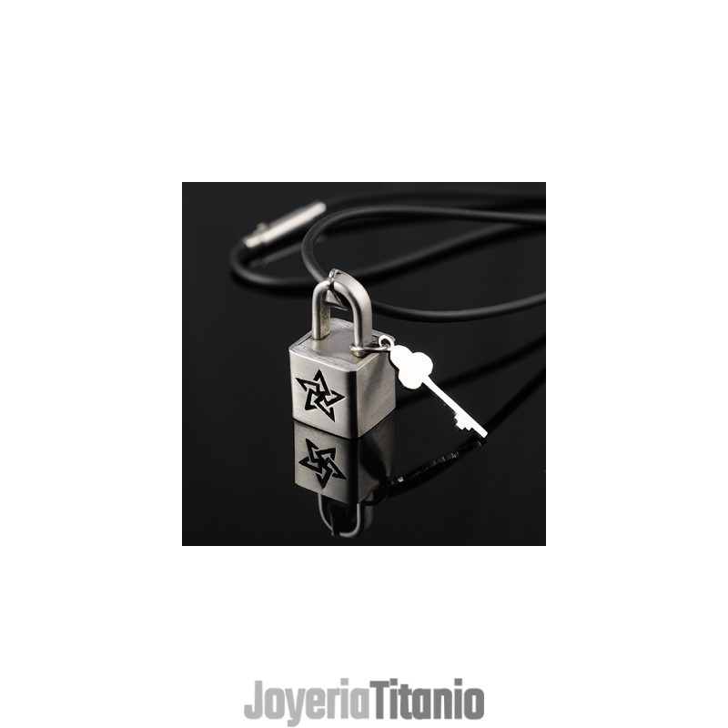 Colgante De Collar Con Candado De Titanio Y Estrella De Cinco Puntas De Moda
