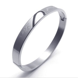 Brazalete De Titanio De Excelente Calidad Con Un Diseño Hábil Y Un Brillo De Color.
