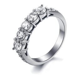 Anillo De Titanio Para Mujer Con Diamantes De Imitación Y Rendimiento Confiable