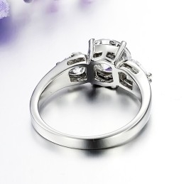 Anillo De Titanio Para Mujer Que Recibe Elogios De Los Clientes