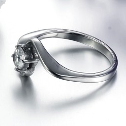 Anillo De Titanio Femenino De Renombre Mundial Con Diamantes De Imitación