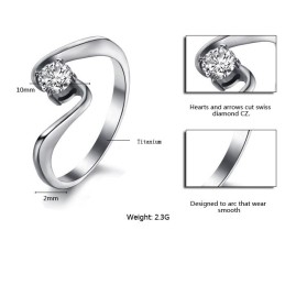 Anillo De Titanio Femenino De Renombre Mundial Con Diamantes De Imitación