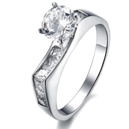 Anillo De Titanio Femenino De Calidad Estable Con Diamantes De Imitación