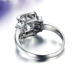 Conocido Por Su Excelente Calidad: Anillo De Titanio Femenino Con Diamantes De Imitación.