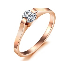 Anillo De Titanio Femenino De Calidad Estable