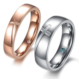 Anillo De Titanio Cruzado Para Amantes Para Disfrutar De Una Alta Reputación En El País Y En El Extranjero