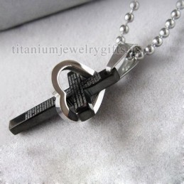 Collar Con Colgante De Acero De Titanio Negro Con Cruz De Corazón Y Biblia De Cool Man (Nuevo)