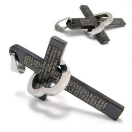 Collar Con Colgante De Acero De Titanio Negro Con Cruz De Corazón Y Biblia De Cool Man (Nuevo)