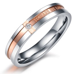 Anillo De Titanio Para Amantes Que Goza De Gran Reputación Tanto En El País Como En El Extranjero.
