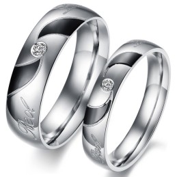 Anillo De Titanio Negro De Alta Calidad Para Amantes Con Diamante.