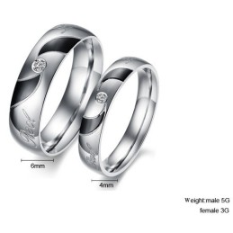 Anillo De Titanio Negro De Alta Calidad Para Amantes Con Diamante.