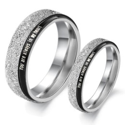 Anillo De Titanio Negro De Rendimiento Confiable Para Amantes