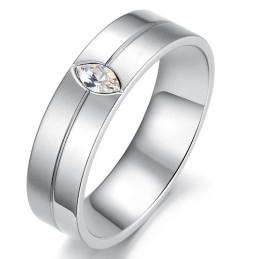 Anillo De Titanio De Alta Calidad Para Amantes Con Diamantes De Imitación.