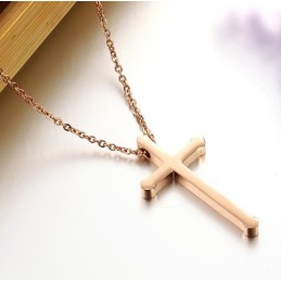 Collar De Titanio Con Cruz Femenina De Calidad Estable