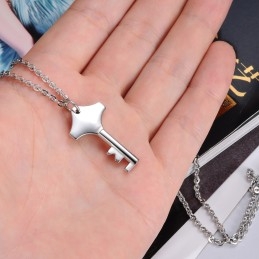 Collar De Titanio Con Llave De Excelente Calidad