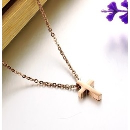 Collar De Titanio Con Cruz De Alta Calidad