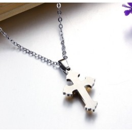 Collar De Titanio Con Cruz De Gran Variedad