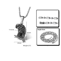 Collar De Titanio Con Forma De Águila De La Reina De La Calidad
