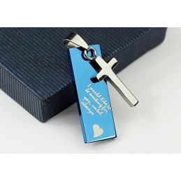 Collar De Titanio Con Colgante De Cruz Y Corazón De Amor