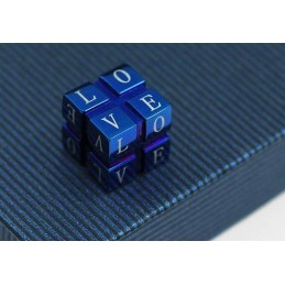 Colgante Y Collar De Titanio De Moda Con Forma De Cubo De Rubik