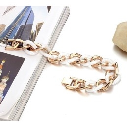 Pulsera De Cerámica De Titanio De Rendimiento Confiable