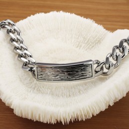 Pulsera De Titanio Para Hombre Que Goza De Gran Reputación Tanto En El País Como En El Extranjero.