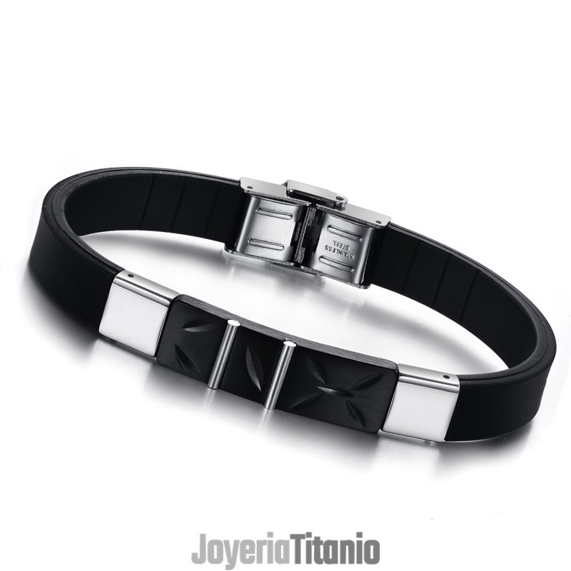 La Reina De La Calidad: Brazalete De Silicona Y Titanio Negro La Reina De La Calidad: Brazalete De Silicona Y Titanio Negro