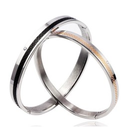 Brazalete De Titanio Duradero Para Amantes
