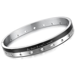 Brazalete De Titanio Completo Con Especificaciones Para Amantes