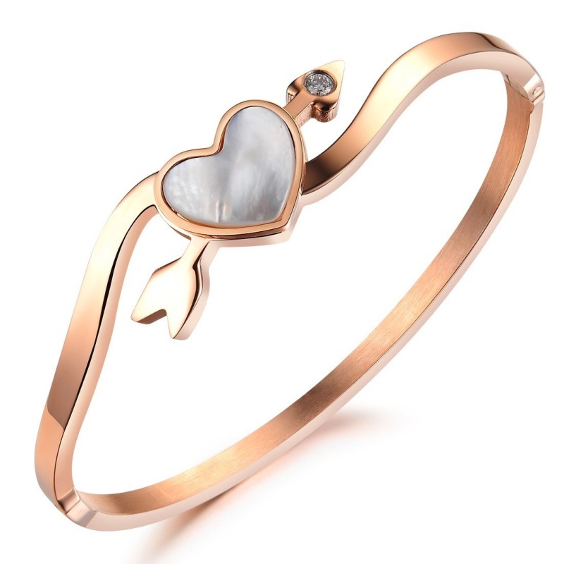 Brazalete De Titanio Con Forma De Corazón Para Mujer De Alta Calidad