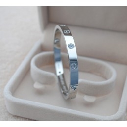 Brazalete Clásico De Titanio Para Mujer De Excelente Calidad.