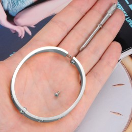 Brazalete De Titanio Femenino De Alta Calidad