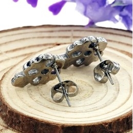 Pendientes De Titanio De Calidad Confiable Con Diamantes De Imitación