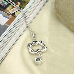 Collar De Titanio Con Baño De Platino Y Nudo De Calidad Estable